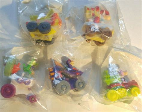 1990 Hardees Hanna Barbera Fender Bender 500 Kid Meal Premiums 5pc Set