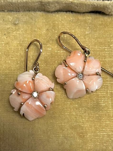 Carats Or Rose Boucles D Oreilles Corail Peau D Ange Catawiki