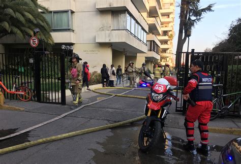 Incendio Obliga A Evacuar A Cerca De 30 Personas En Edificio De Las Condes