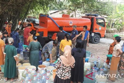 Warga Kabupaten Bekasi Terdampak Kekeringan Akibat Musim Kemarau