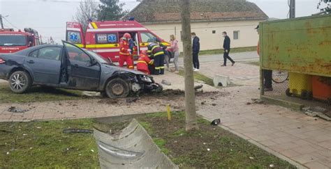 Doi Timi Eni Au Ajuns La Spital N Urma Unui Accident De Circula Ie