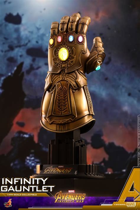 Hot Toys Avengers Infinity War Infinity Gauntlet 1 4 Scale Replica