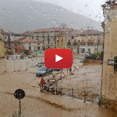 Meteo Cronaca Diretta Video Campania Improvvisa Alluvione Lampo A