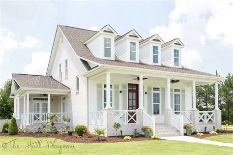 27 Modern Farmhouse With Wrap Around Porch Design Farmhousestyle