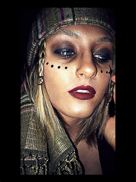 Pirate makeup | Pirate makeup, Steampunk makeup, Amazing halloween makeup