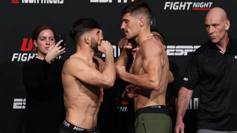 Ufc Vegas Arman Tsarukyan Finishes Joel Alvarez In A Bloodbath Of Fight