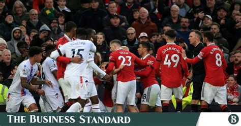 Ten Hag fumes over Casemiro red card in Man United win | The Business ...