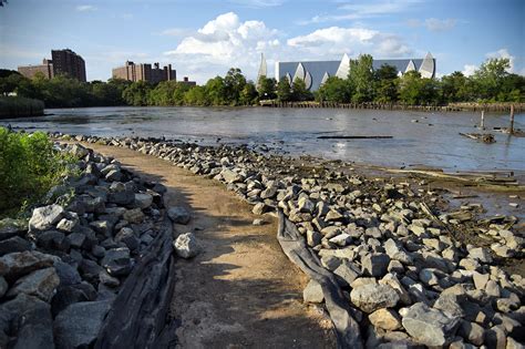 City seeks designs for Inwood waterfront parks - Curbed NY