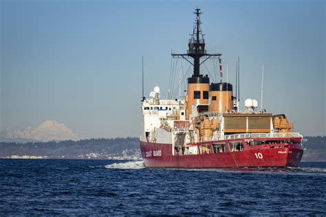 America’s sole heavy icebreaker deploys to the Arctic – Professional ...