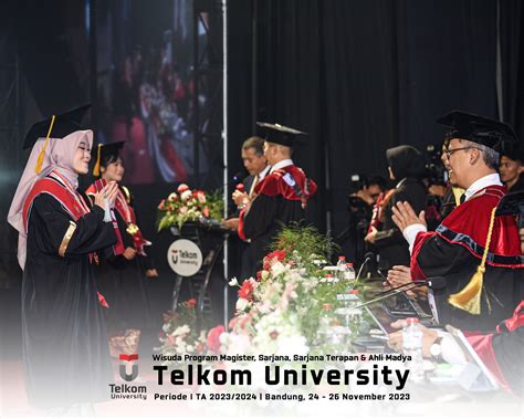 Wisuda Telkom University Fif S Informatika Rektor Telkom