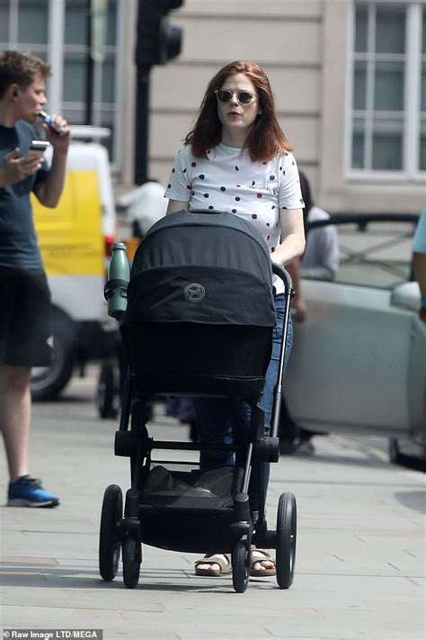 Rose Leslie Is Seen For The First Time With Her Newborn Baby Daughter