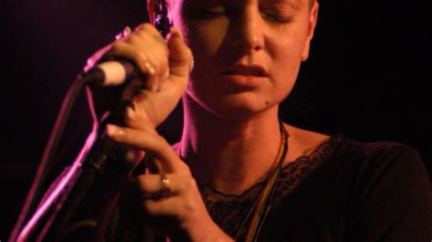 El Día Que Sinéad Oconnor Cayó En Desgracia Llega El Documental Nothing Compares Woman