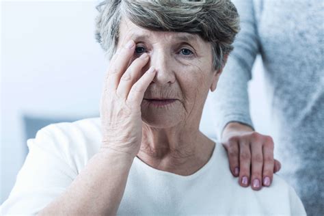 Na czym polega choroba Alzheimera Etapy i widoczne objawy otępienia