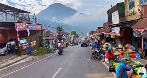 Viral Pasar Tradisional Paling Indah Di Indonesia Dengan Pemandangan