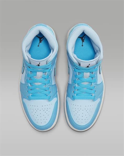 Air Jordan 1 Mid SE Women's Shoes. Nike.com