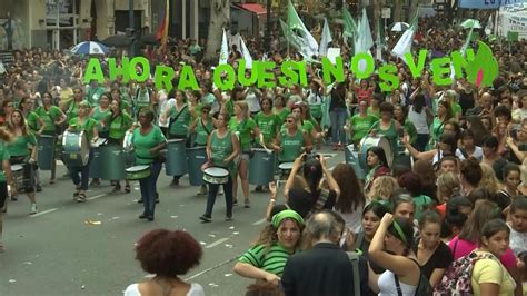 Multitudinaria Marcha De Mujeres Por Aborto Legal Y Contra Feminicidios