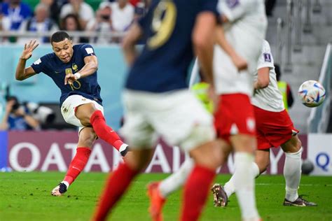 France Beat Poland To Advance To Quarterfinals Of World Cup