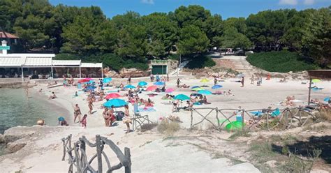 Las Calas Urbanas De Ciutadella Recuperan La Arena Tras El Azote De La