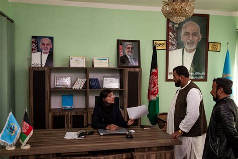 Afghan Towns First Female Mayor Awaits Her Assassination The New