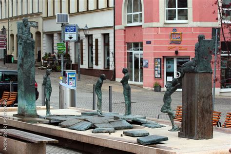 Plauen Germany March 28 2023 King Albert Fountain On The Altmarkt