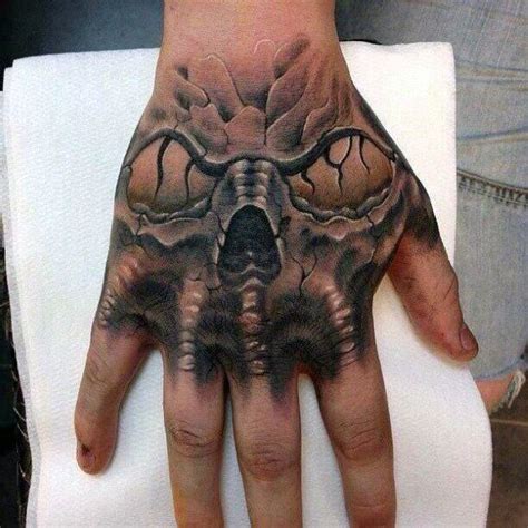 80 Awesome Skull Hand Tattoo Designs for Men [2024 Guide] | Hand ...