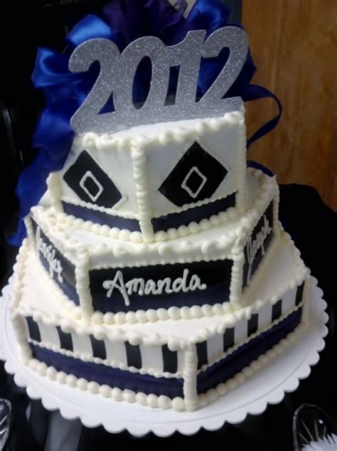 12 8th Grade Graduation Cakes Photo - 8th Grade Graduation Cake Ideas ...