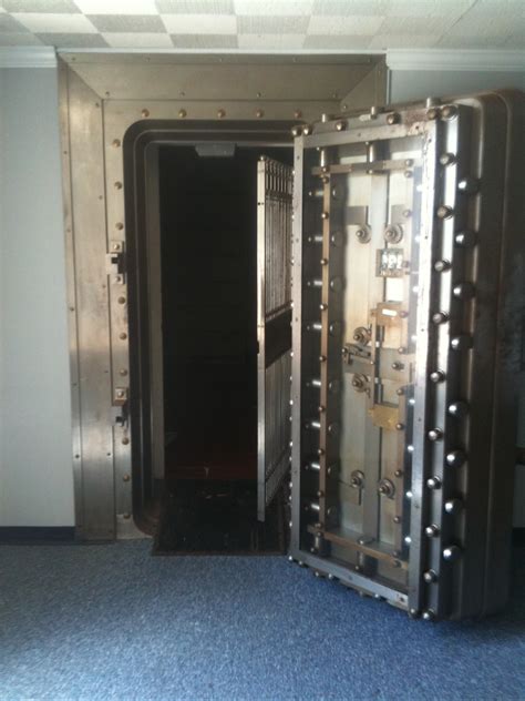 Frank Zykan Safe & Vault, LLC - Vault Doors & Panic Rooms