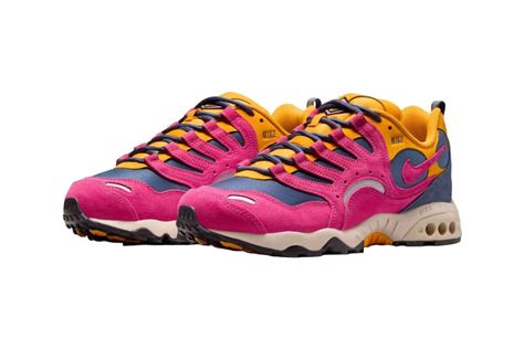 Nike Air Terra Humara Indossa I Colori Della Terra Per Esplorare Nuovi