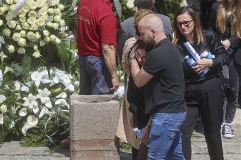 Burials Held In Serbia For Some Victims Of Mass Shootings