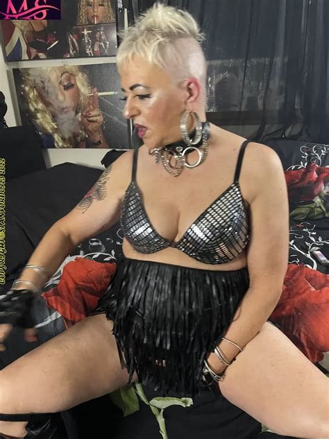 SLUT Nude Pics XHamster