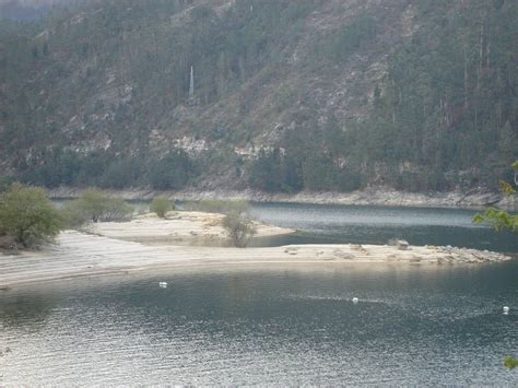 Praia Fluvial Da Barca Terras De Bouro All About Portugal