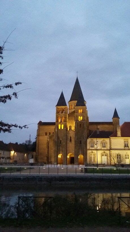 Basilique Paray le Monial promenade de la Bourbince 20 février 2016