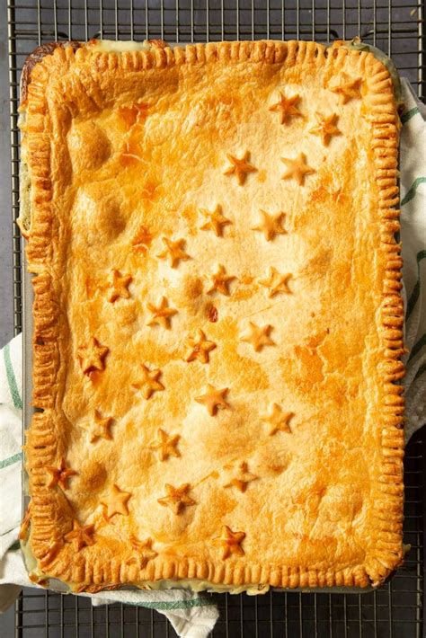 Cheesy Leek And Potato Pie Recipe