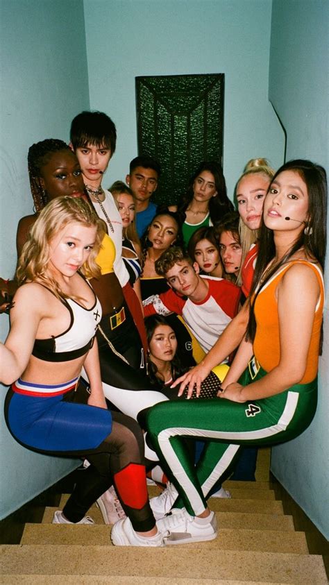 Now United wallpapers Cantores famosos Amor a música Cantores