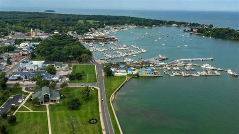 11 Best Hotels in Put-in-Bay. Hotels from $124/night - KAYAK