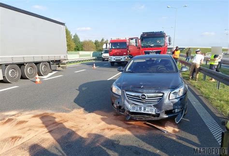 Wypadek Na Autostradzie A Zderzenie Trzech Samochod W W Rejonie W Z A