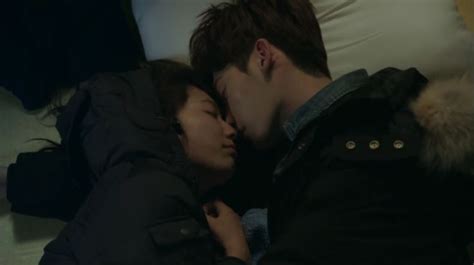 Pin De Jennie En Pinocchio Lee Jong Suk Park Shin Hye Jong Suk