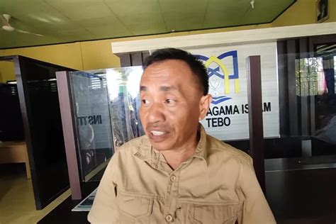 Kadis PMD Tebo Uji Kompetensi Calon Perangkat Desa Di Kampus IAI