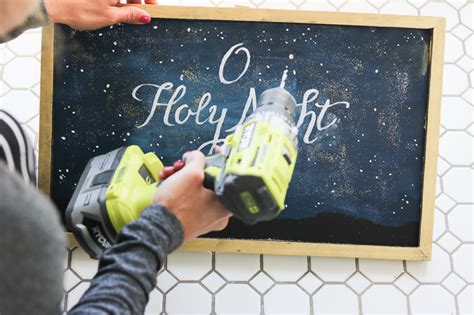 Christmas Lighted Sign - Sincerely, Sara D. | Home Decor & DIY Projects