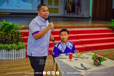 Kursus Protokol And Etiket Makan Beradat Di Smk Sains Kepala Batas Pulau