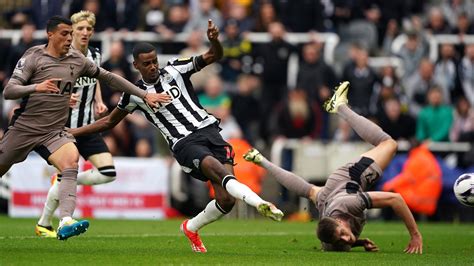 Newcastle 4 - 0 Tottenham - Match Report & Highlights