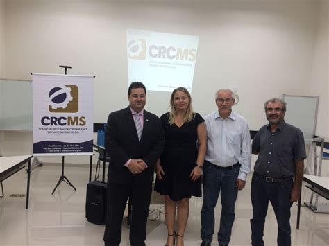 Três Lagoas Sediou Mesa Redonda e Palestra para os Profissionais