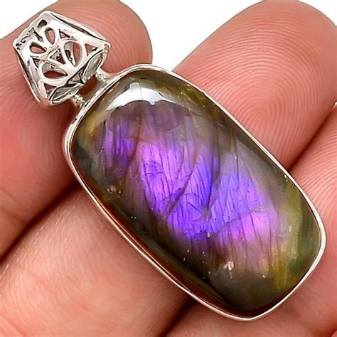 Pendentif protection labradorite violet très rare Monture argent 925