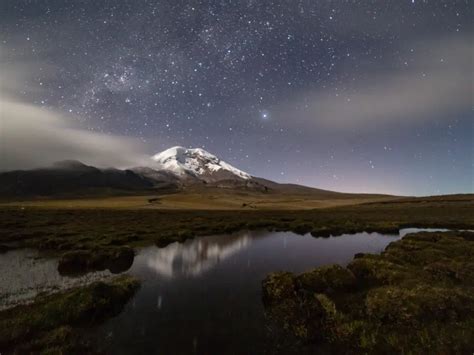 10 Most Impressive Volcanoes In Ecuador | Explorers Away