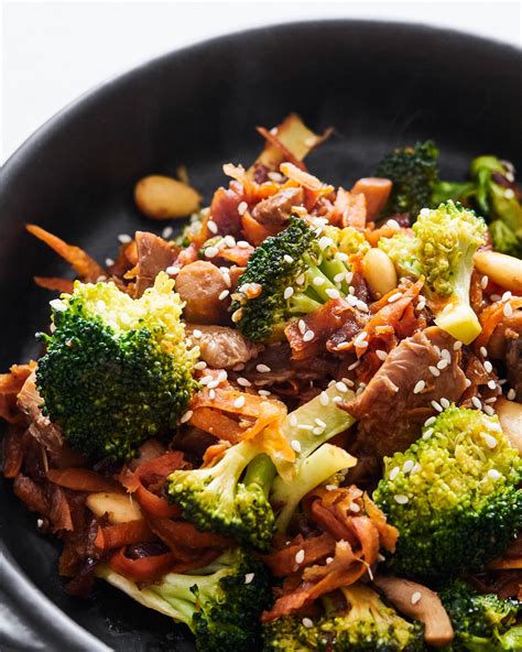 Aromatic Broccoli And Mushroom Stir Fry [video] Delice Recipes