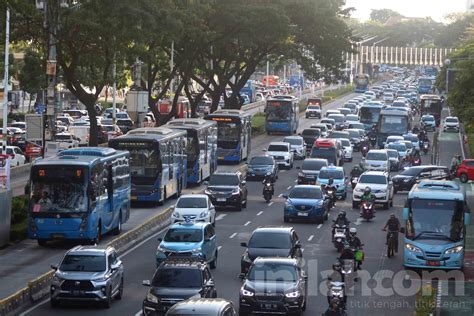 Foto Wacana Terapkan Teknologi Ai Urai Kemacetan Di Jakarta