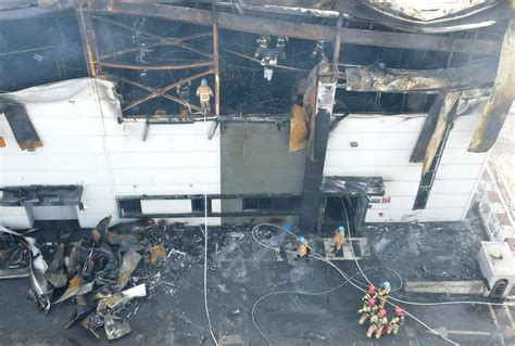 Un incendio en una fábrica de baterías de litio deja 22 muertos en