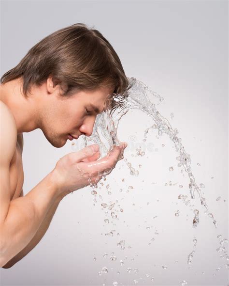 201 Man Washing Nude Women Stock Photos Free Royalty Free Stock Photos From Dreamstime