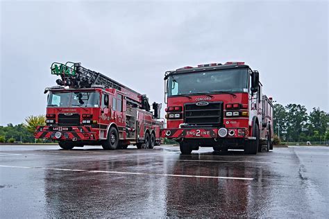 Concord Fire Department Engine 2 And Ladder 11 From The Co Flickr