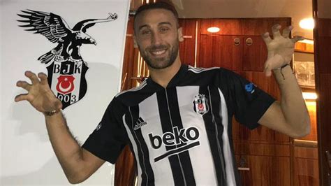 Everton transfer news: Cenk Tosun completes Besiktas loan move | Football News | Sky Sports